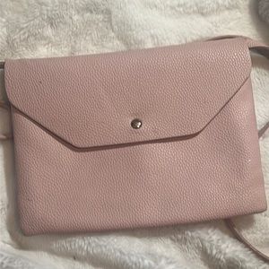 Forever 21 pink pouch
